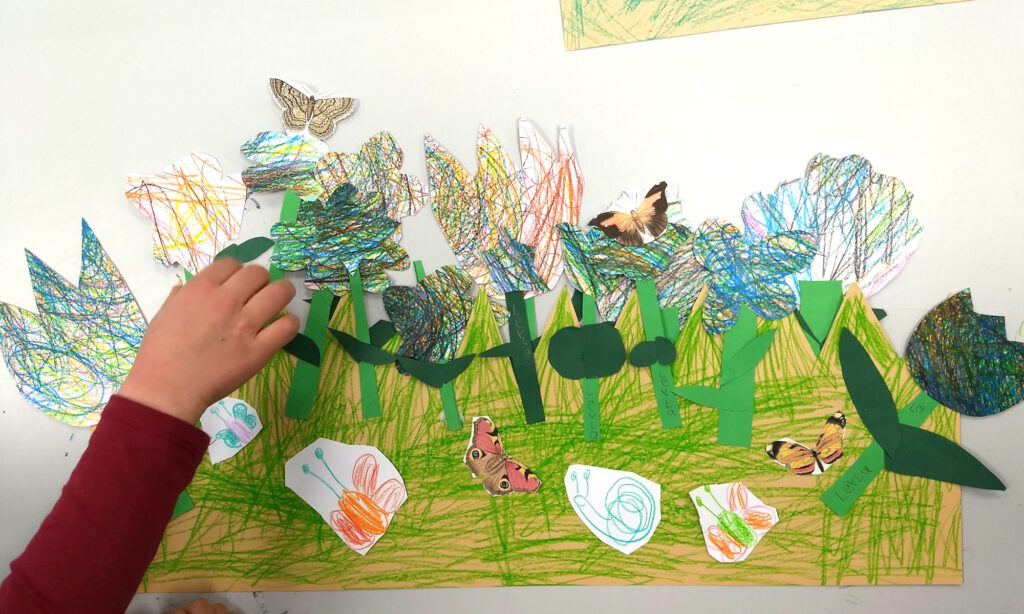 Collage Blumenwiese mit selbst produziertem bunten Papier